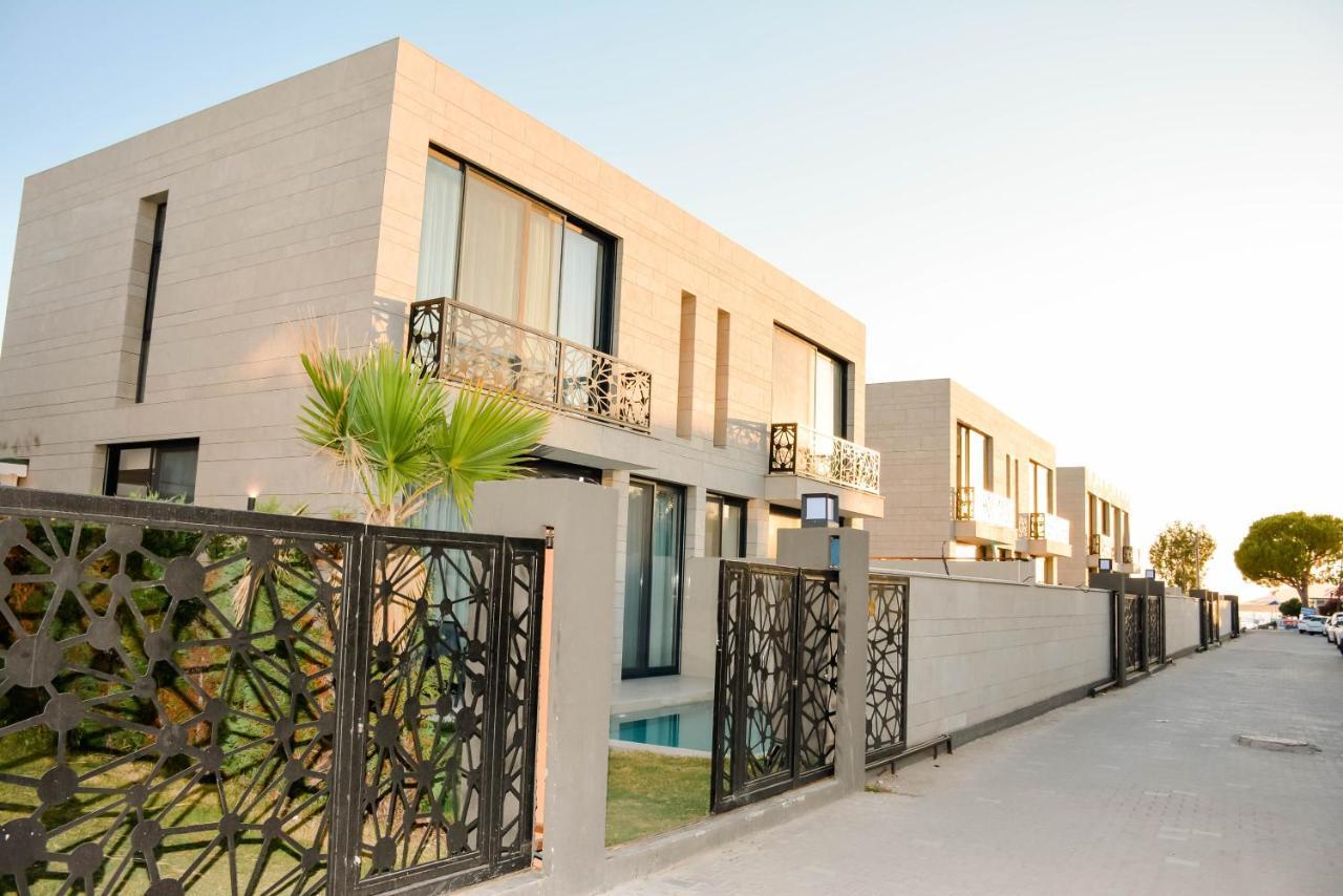 Point Residences *